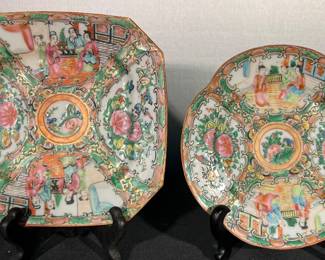 Rose Medallion square plate, Rose Medallion scalloped plate