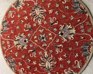 Circular wool rug