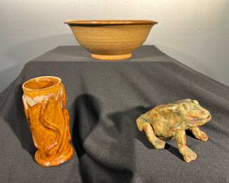 Yelloware bowl, pottery vase, Hanno Kirk frog