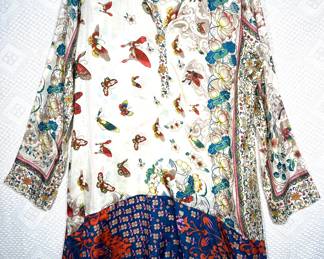 Butterfly print long shirt -L
