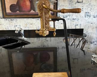Vintage  Vintners Reserve Wine Opener