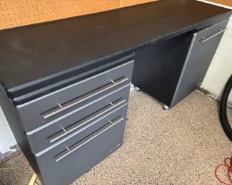 Ulti Mate Garage Workstation