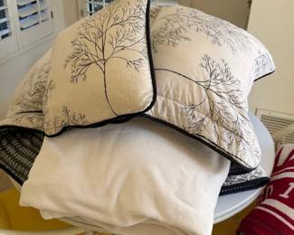 Queen Bedding