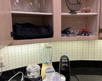 Smaller Appliances And Wine Set
