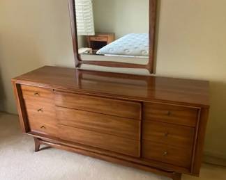 Vintage MidCentury Modern Dresser  Insignia