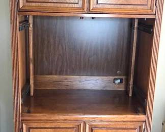 TV Hutch