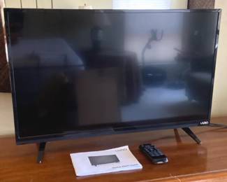 Vizio 32 Inch Flatscreen TV