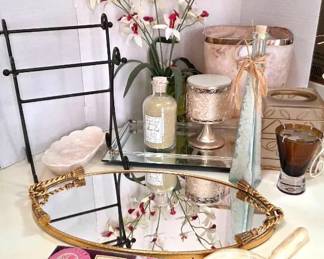 Pretty Vanity Items
