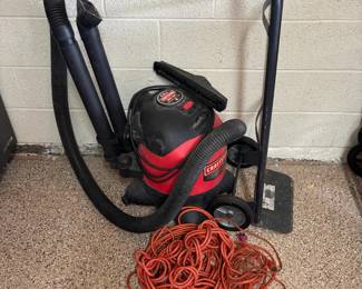 Craftsman 8 Gal Shop Vac, Dolly, Electrical Cords