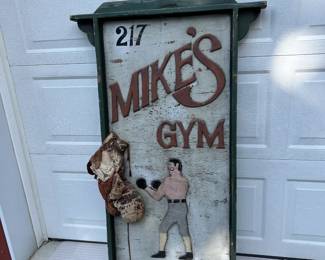 Mike's Gym sign