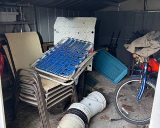 large shed behind mobile home