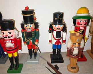 Collection of Vintage German Wooden Nutcrackers Erzgebirge third image