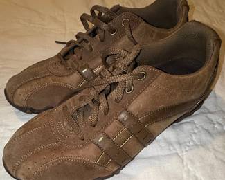 Skechers 46940 Brown Suede Leather Lace-Up Sneakers
