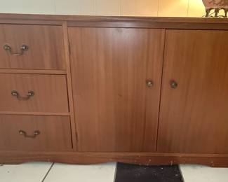 Mid-Century Modern Style Credenza Sideboard