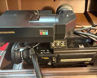 Panasonic WV-3240 Color Video Camera