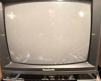 Panasonic CT-1381VY Color Video Monitor