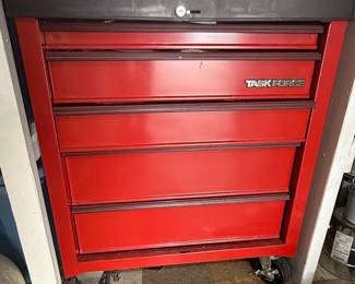 Task Force 4-Drawer Rolling Tool Chest