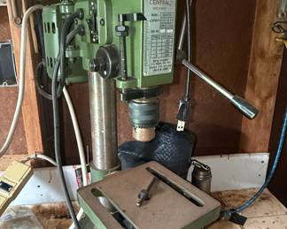 Central Machinery SKU 7242 Bench Drill Press
