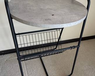 Industrial Style Round Side Table with Magazine Rack