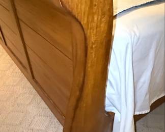 Easy Rest King Size Sleigh Style Bed