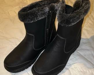 Khombu Addison Women's Black Faux Fur Winter Boots