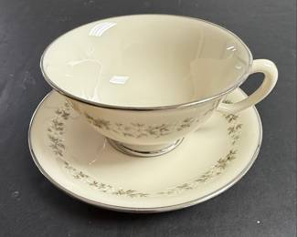 Lenox Brookdale Pattern Fine China Dinnerware