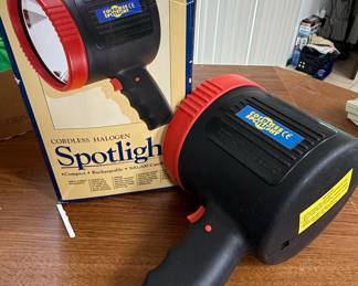 Compass Cordless Halogen Spotlight Style