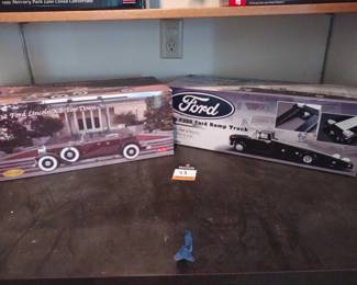 (2) Ford Die Cast Cars