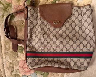 Gucci shoulder bag