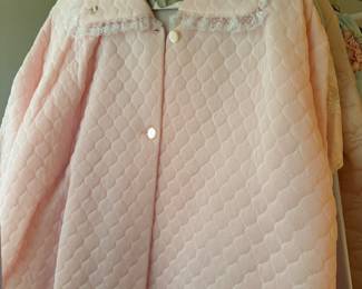 Vintage Short Robe