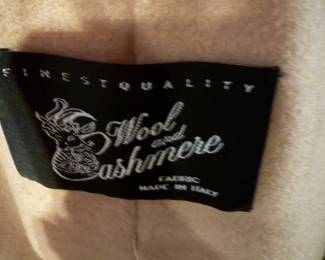 Bill Blass coat wool cashmere blend