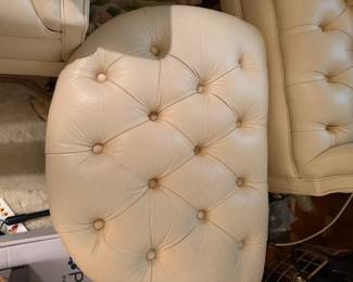 Chesterfield Ottoman
