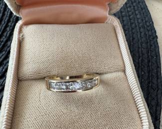 14k diamond band
