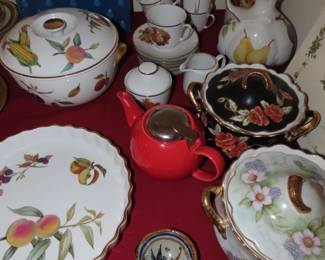 Evesham pieces, Coffee set.