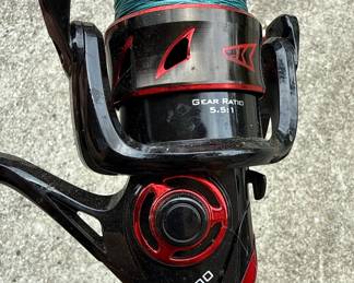 KastKing Sharky Baitfeeder III Spinning Reel