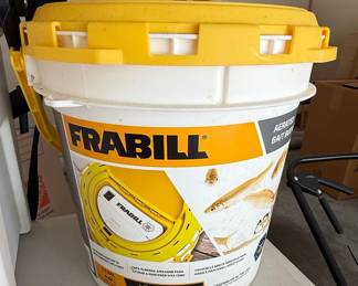 Frabill 1.3 Gallon Insulated Dual Bait Bucket with Aerator