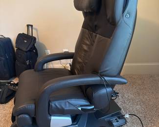 Human Touch WholeBody 7.1 Massage Chair