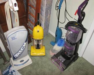 Vacuum's / Carpet Cleaner