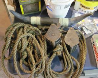 Block & Tackle / Bull Horns