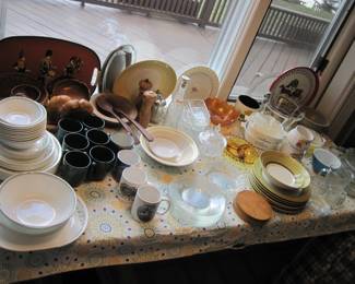 Plates/Mugs/ etc...