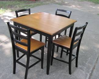 Tall Kitchen Table & Chairs