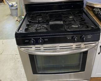 Gas stove