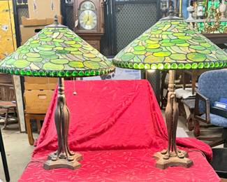 Pair of 1980s Tiffany style reproduction lamps