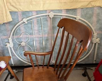 Iron bed footboard