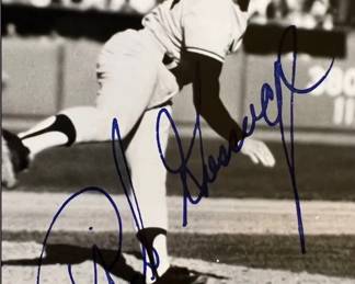Autographed Baseball Memorabilia