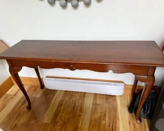 Lovely Queen Anne Style Console Table