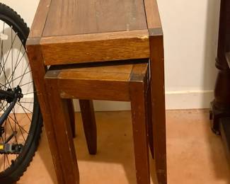 (2) Square Nesting Tables