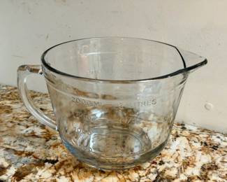 Anchor Hocking 8-Cup Measuring Cup