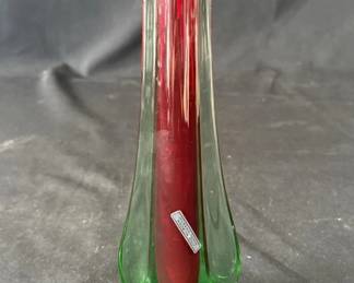 185 Lot 288h Vintage Murano glass bud vase