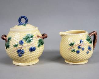 013 Lot 98 Tiffany and Co Majolica covered sugar bowl and